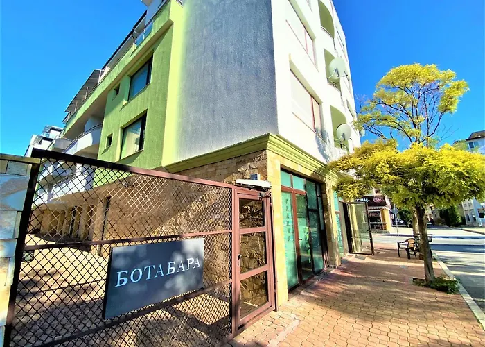 Botabara 312 Front Apartment