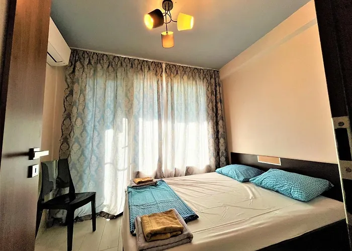 Botabara 312 Front Apartment *