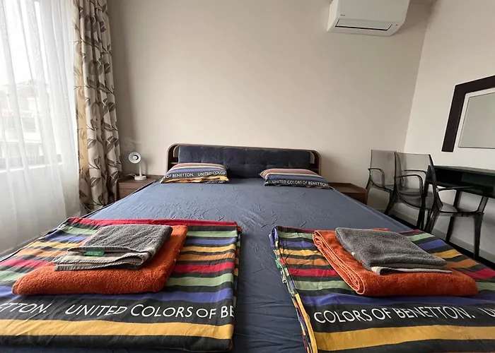 Botabara 312 Front Apartment