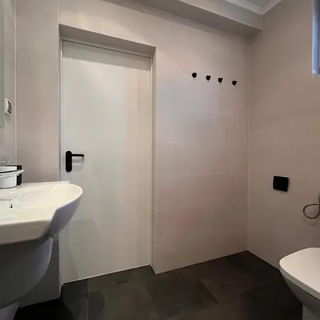 Botabara 312 Beach Front Apartment *